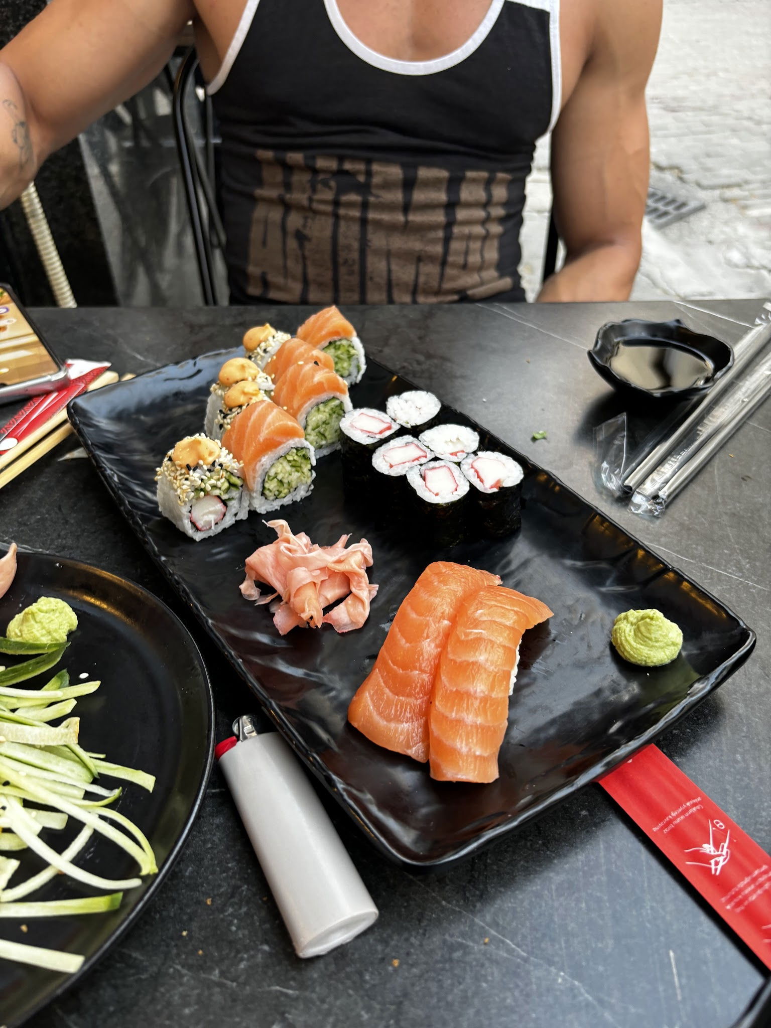 Hai Hai Sushi Bar & Asian Kitchen