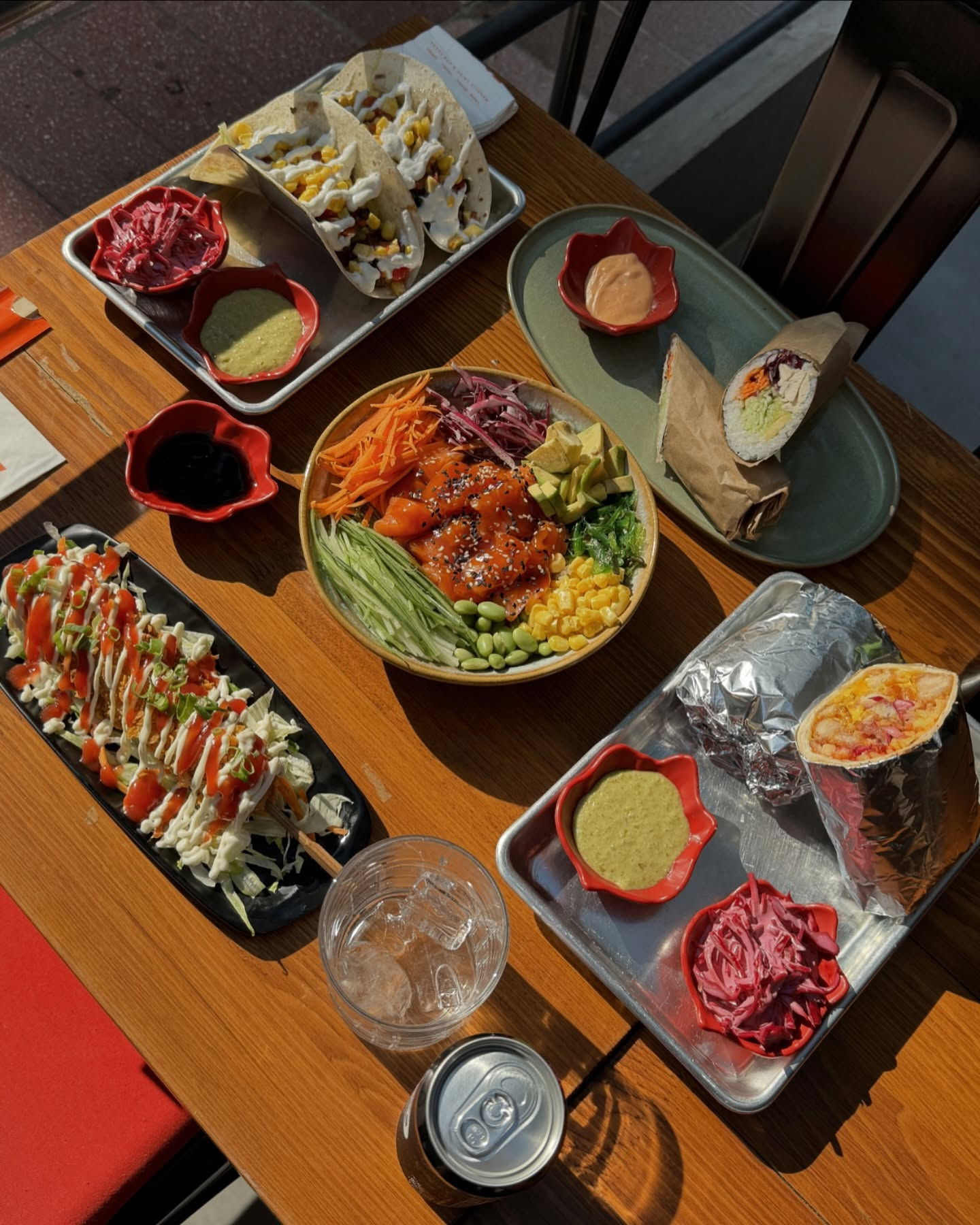 Hai Hai Sushi Bar & Asian Kitchen