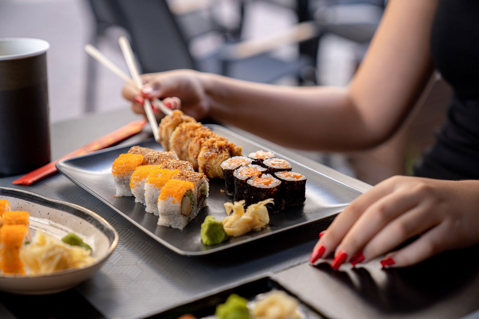 Hai Hai Sushi Bar & Asian Kitchen