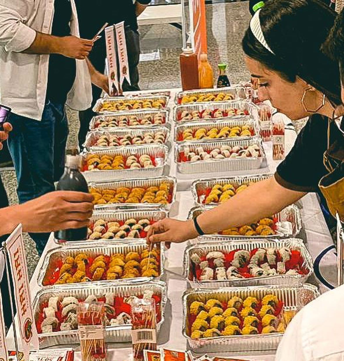 Hai Hai Sushi Bar & Asian Kitchen