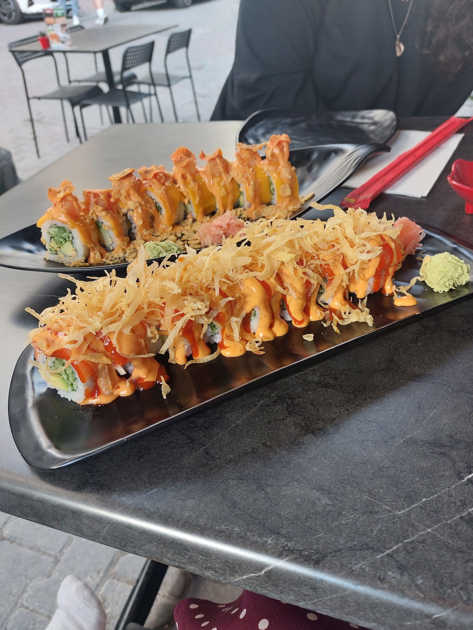 Hai Hai Sushi Bar & Asian Kitchen