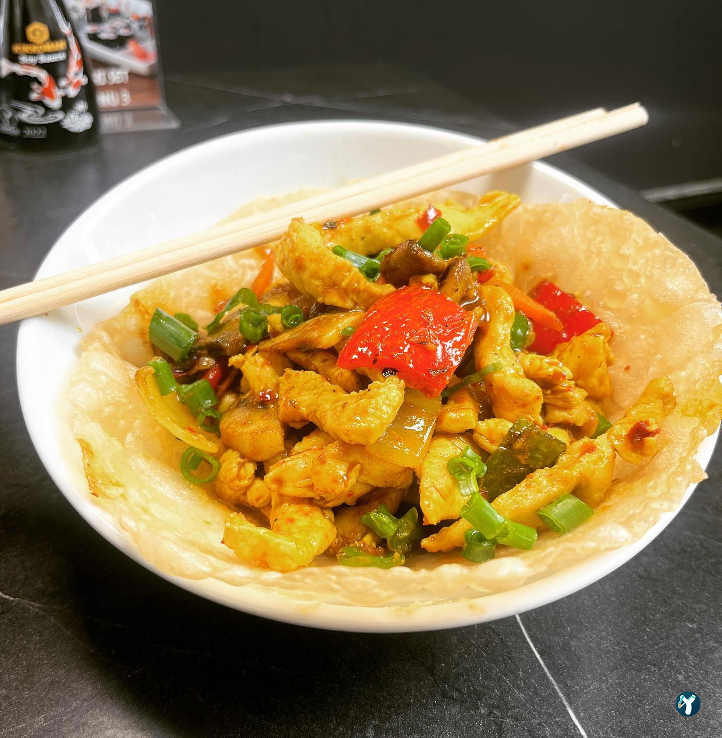 Hai Hai Sushi Bar & Asian Kitchen