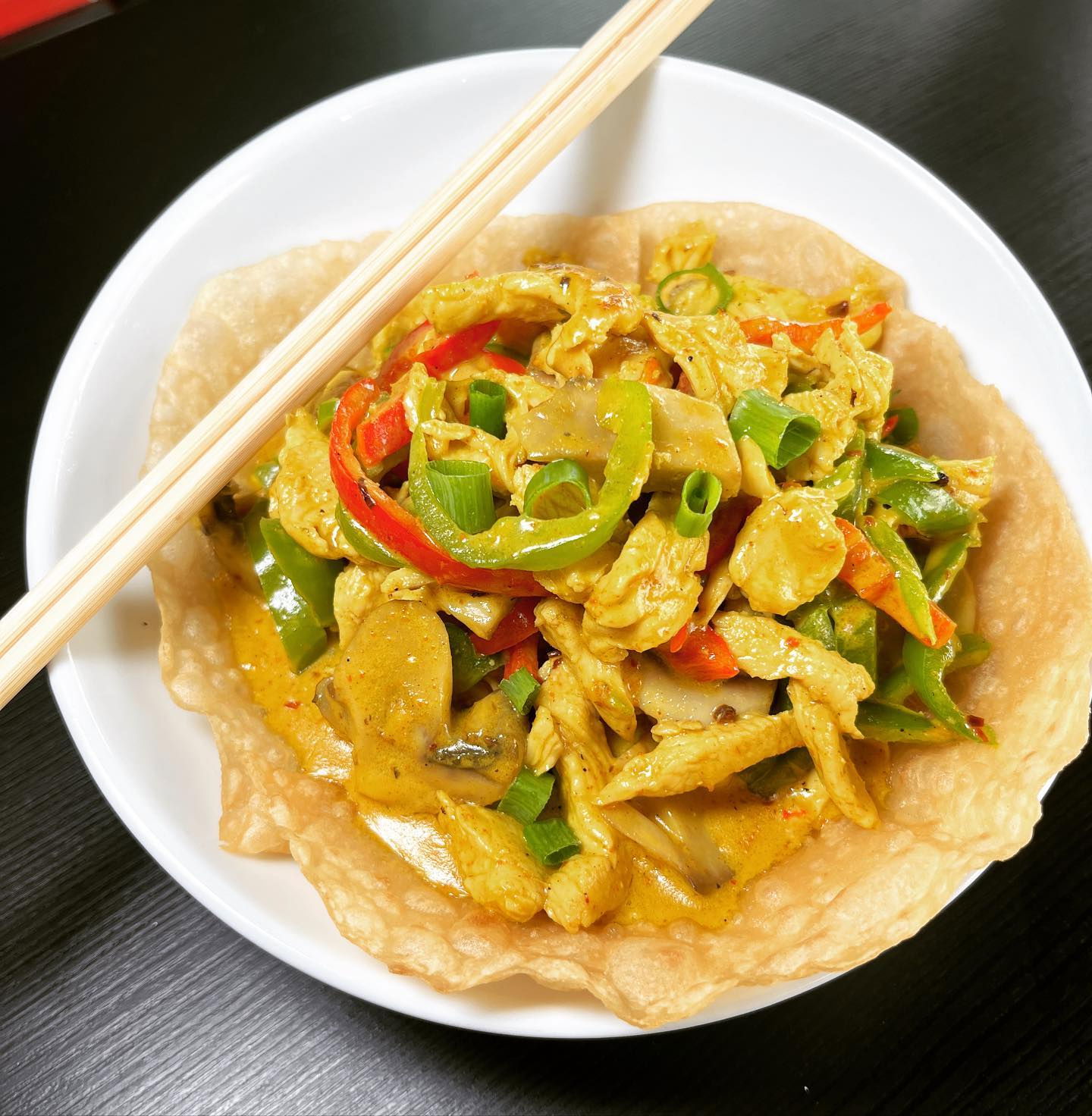 Hai Hai Sushi Bar & Asian Kitchen