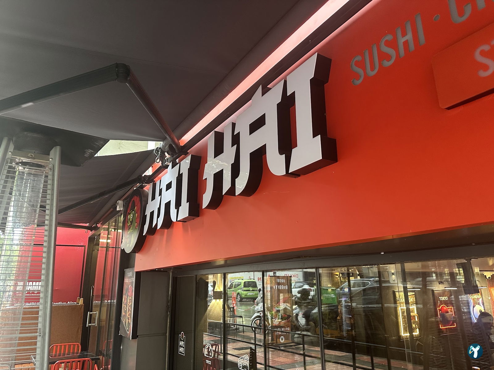 Hai Hai Sushi Bar & Asian Kitchen