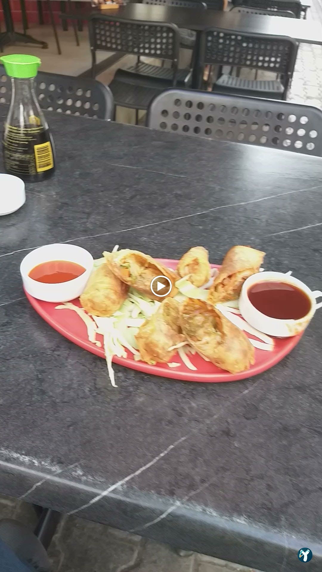 Hai Hai Sushi Bar & Asian Kitchen