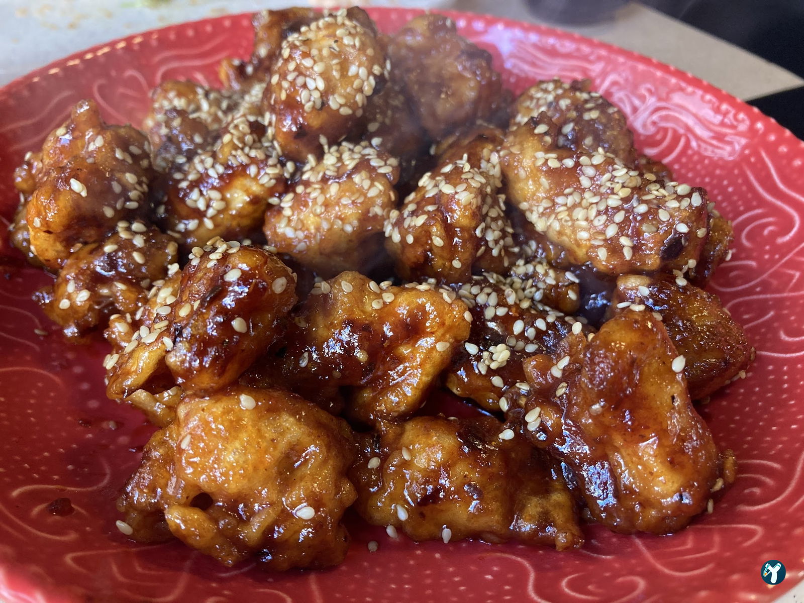 Hai Hai Sushi Bar & Asian Kitchen