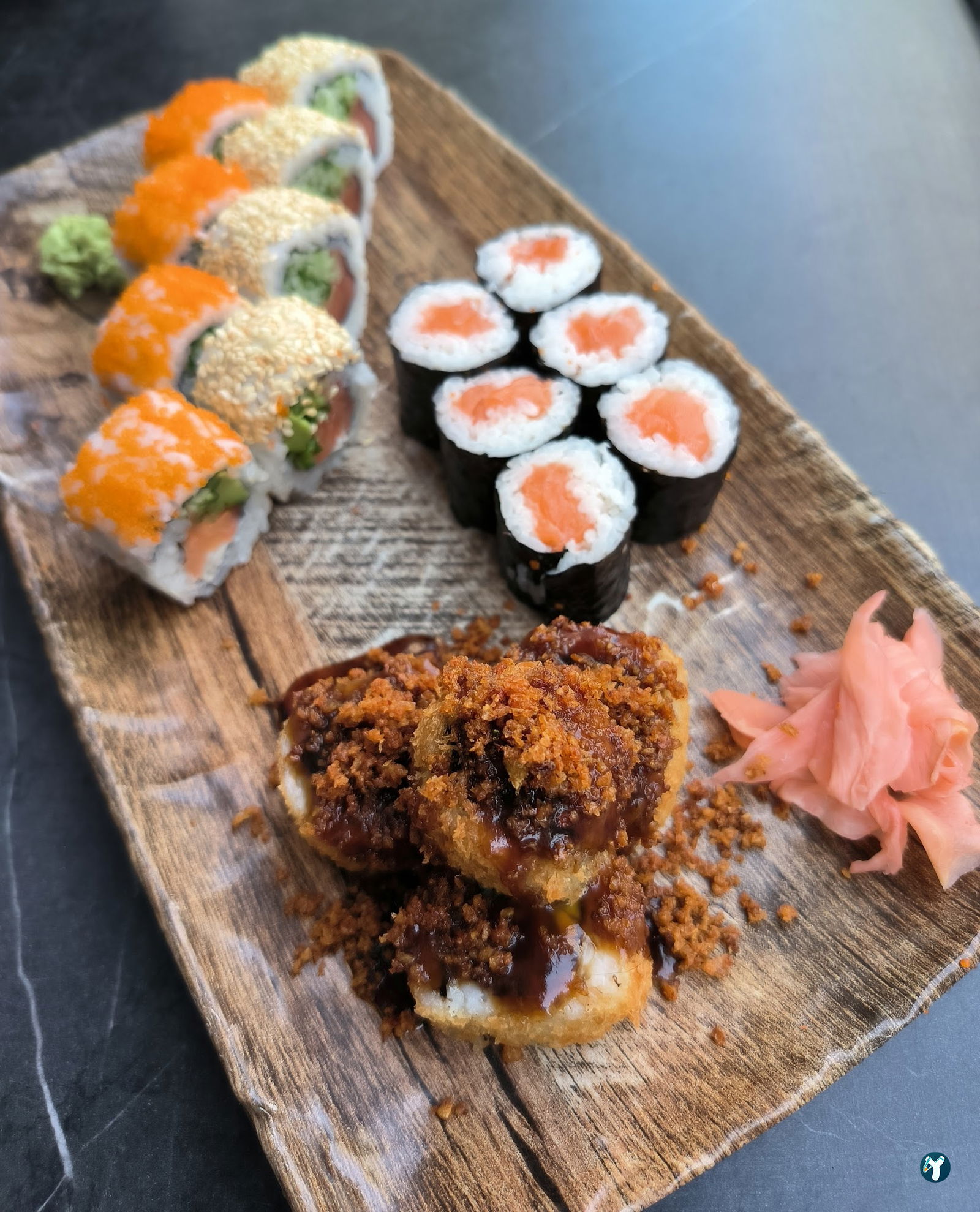 Hai Hai Sushi Bar & Asian Kitchen