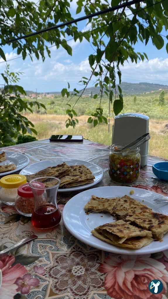 Gelin Görümce Gözleme