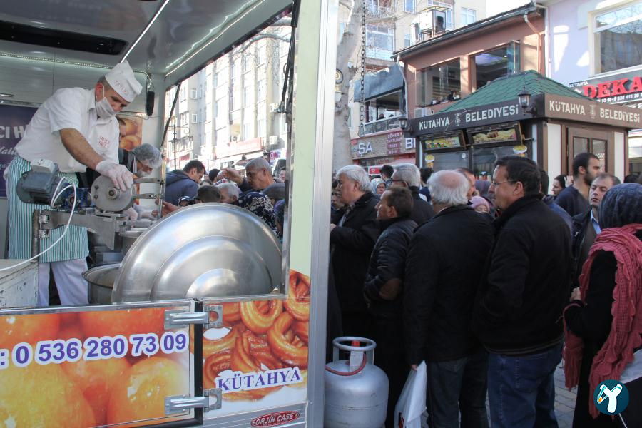 Tatlıcı Lokmacı Halil Usta | Kütahya, Eskişehir, Afyon, Bilecik, Uşak