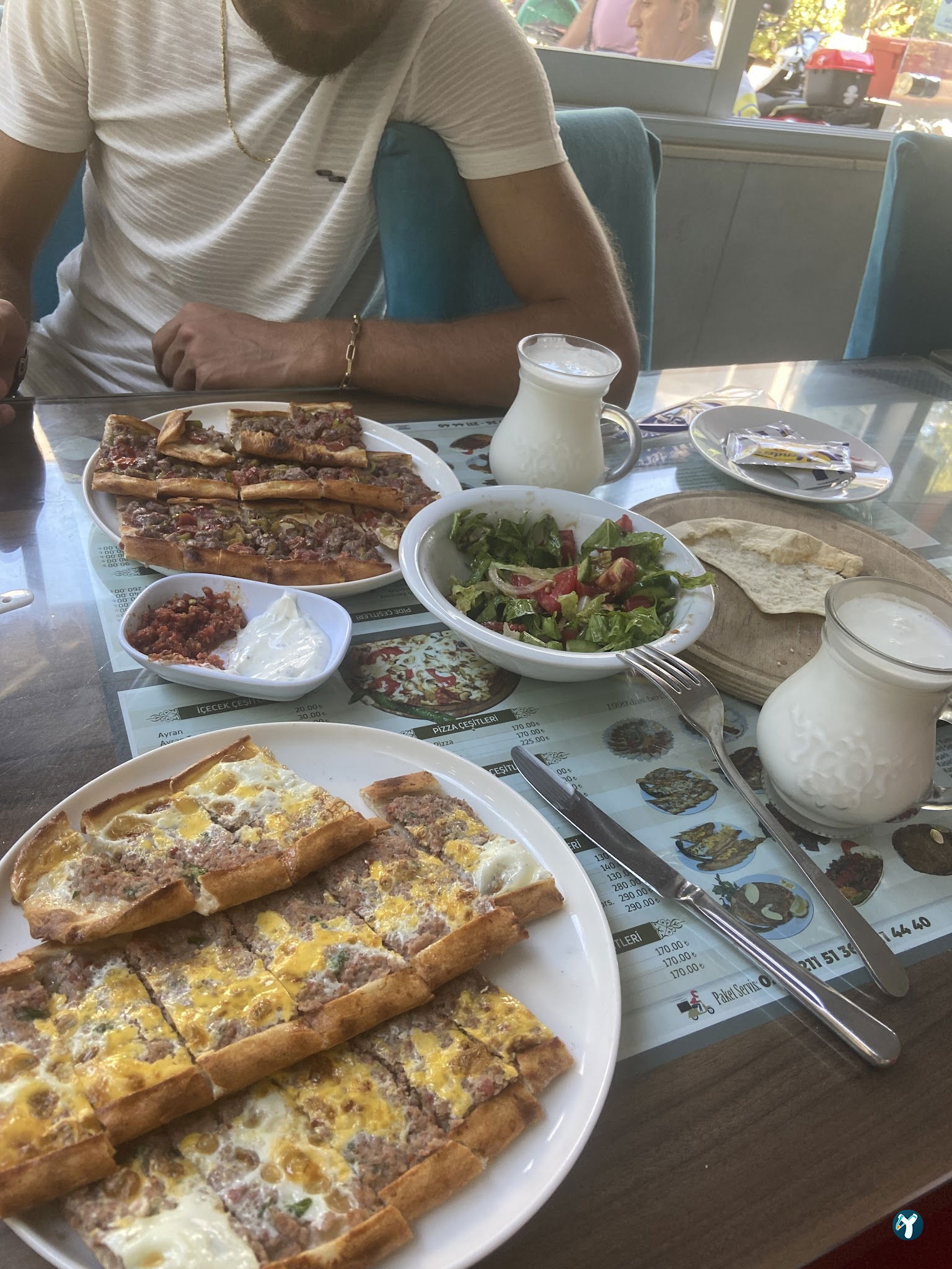 Menderes Pide Salonu