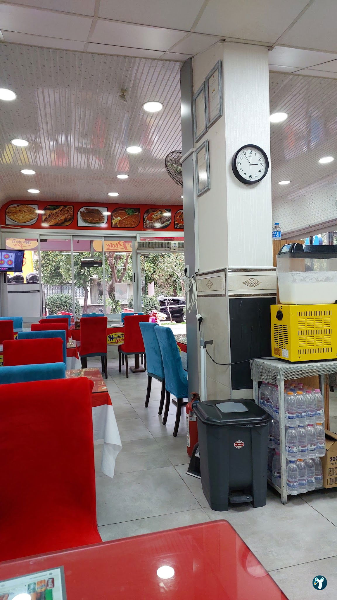 Menderes Pide Salonu