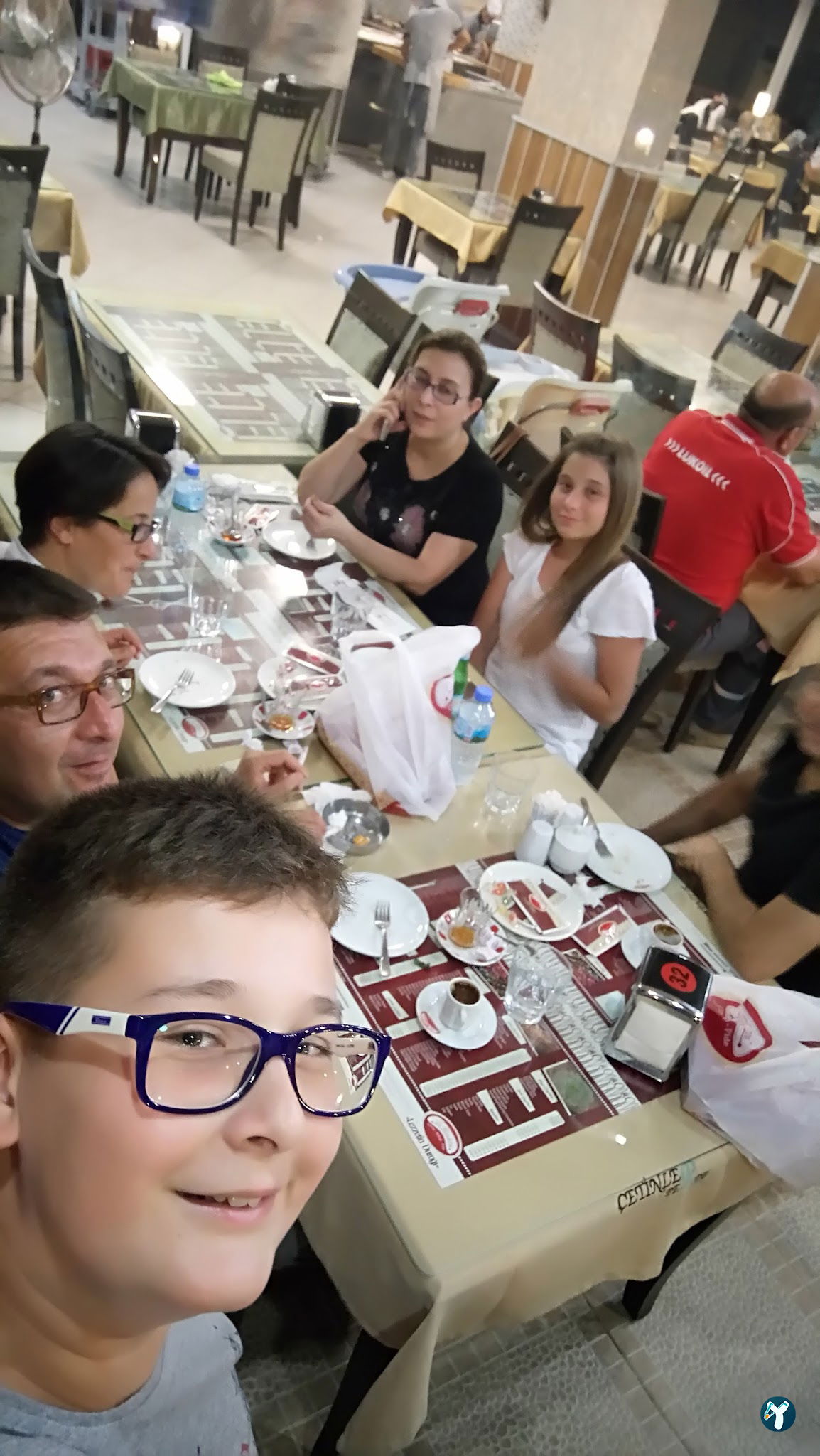 Menderes Pide Salonu