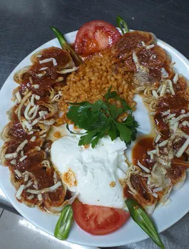 Öz Urfalı Kebap Lahmacun Pide Salonu resimleri
