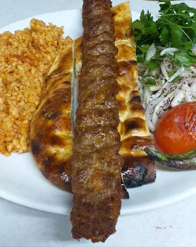 Öz Urfalı Kebap Lahmacun Pide Salonu resimleri