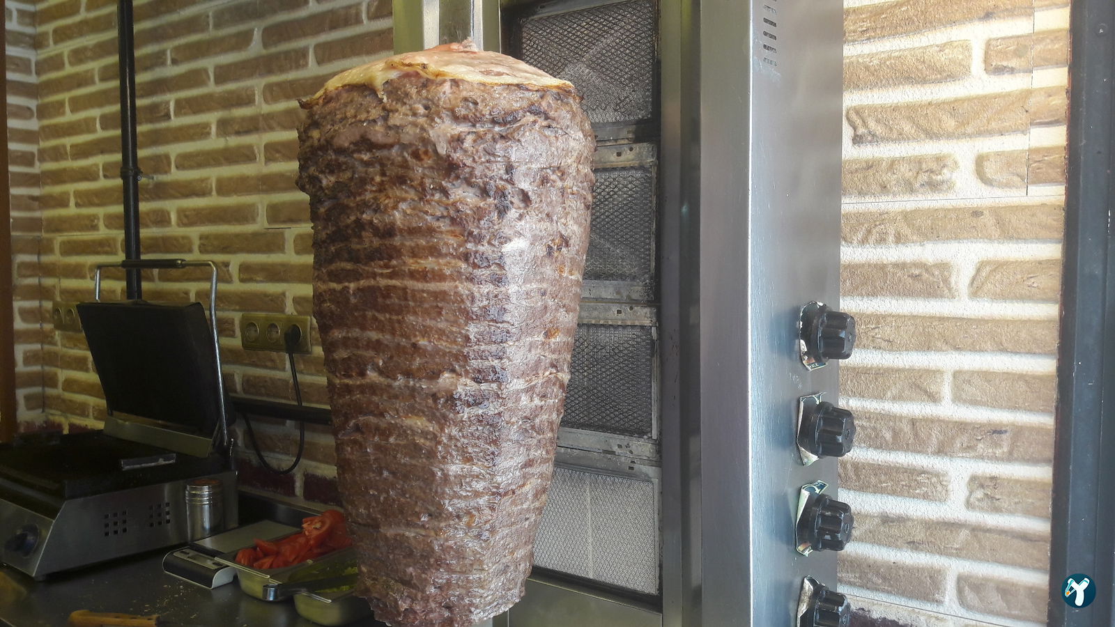 Zeytinburnu Dönercisi Tam Döner ( Olivium)