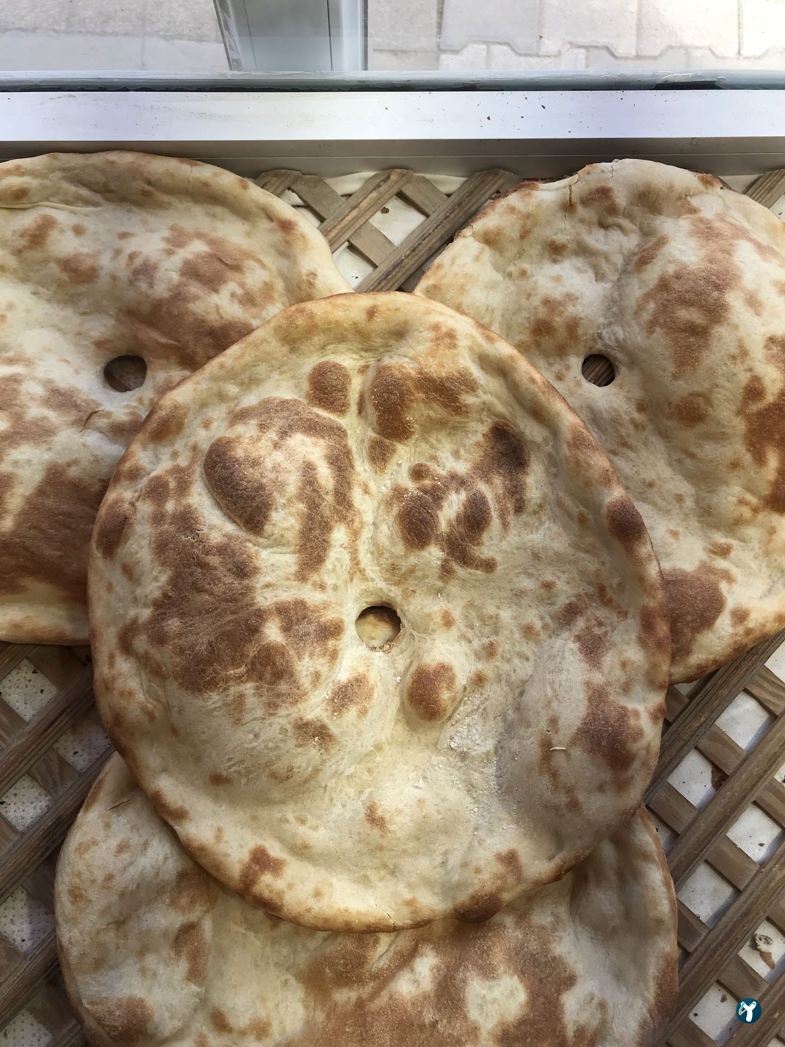 Yöresel Tandir Ekmeği