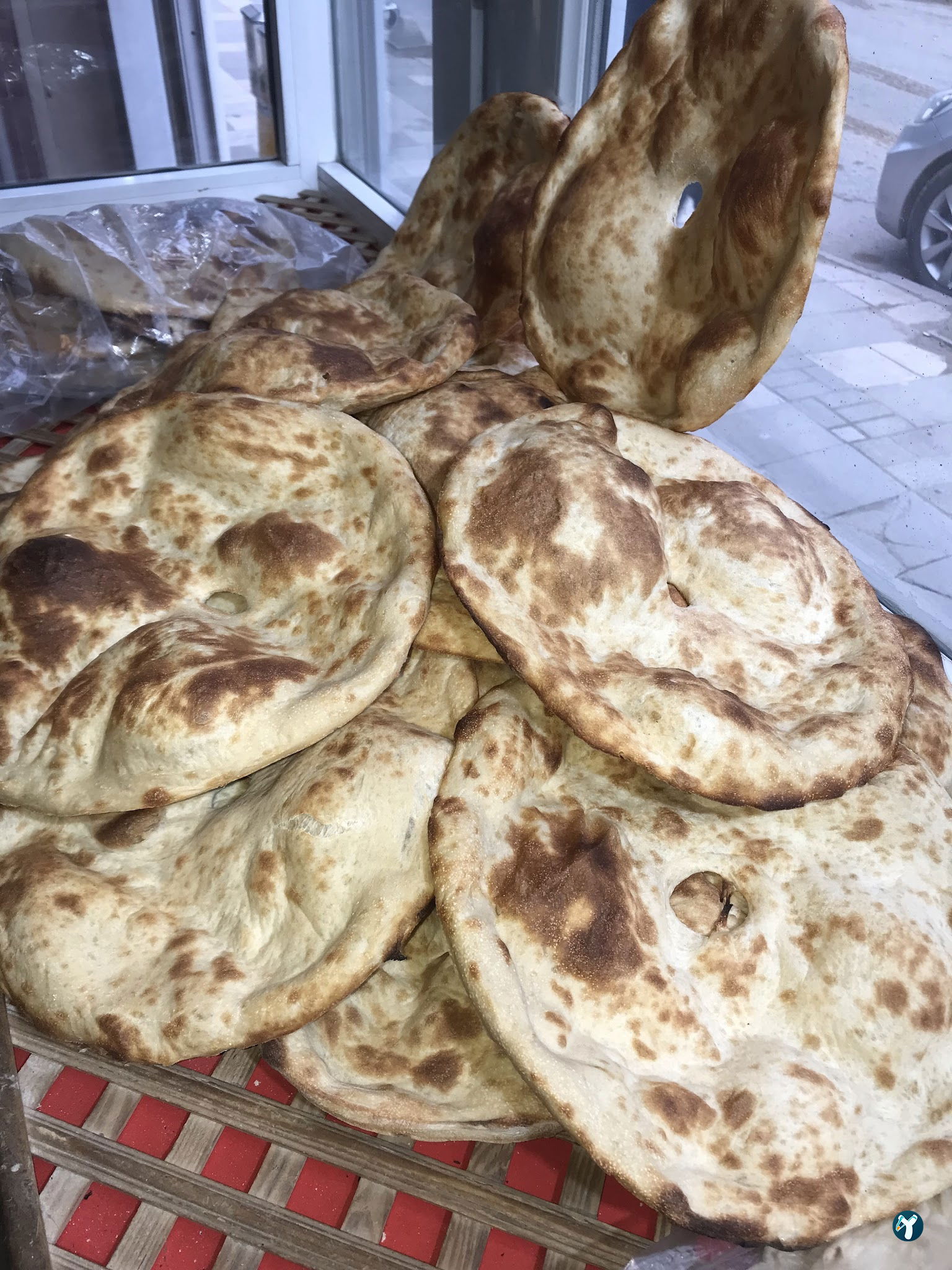 Yöresel Tandir Ekmeği