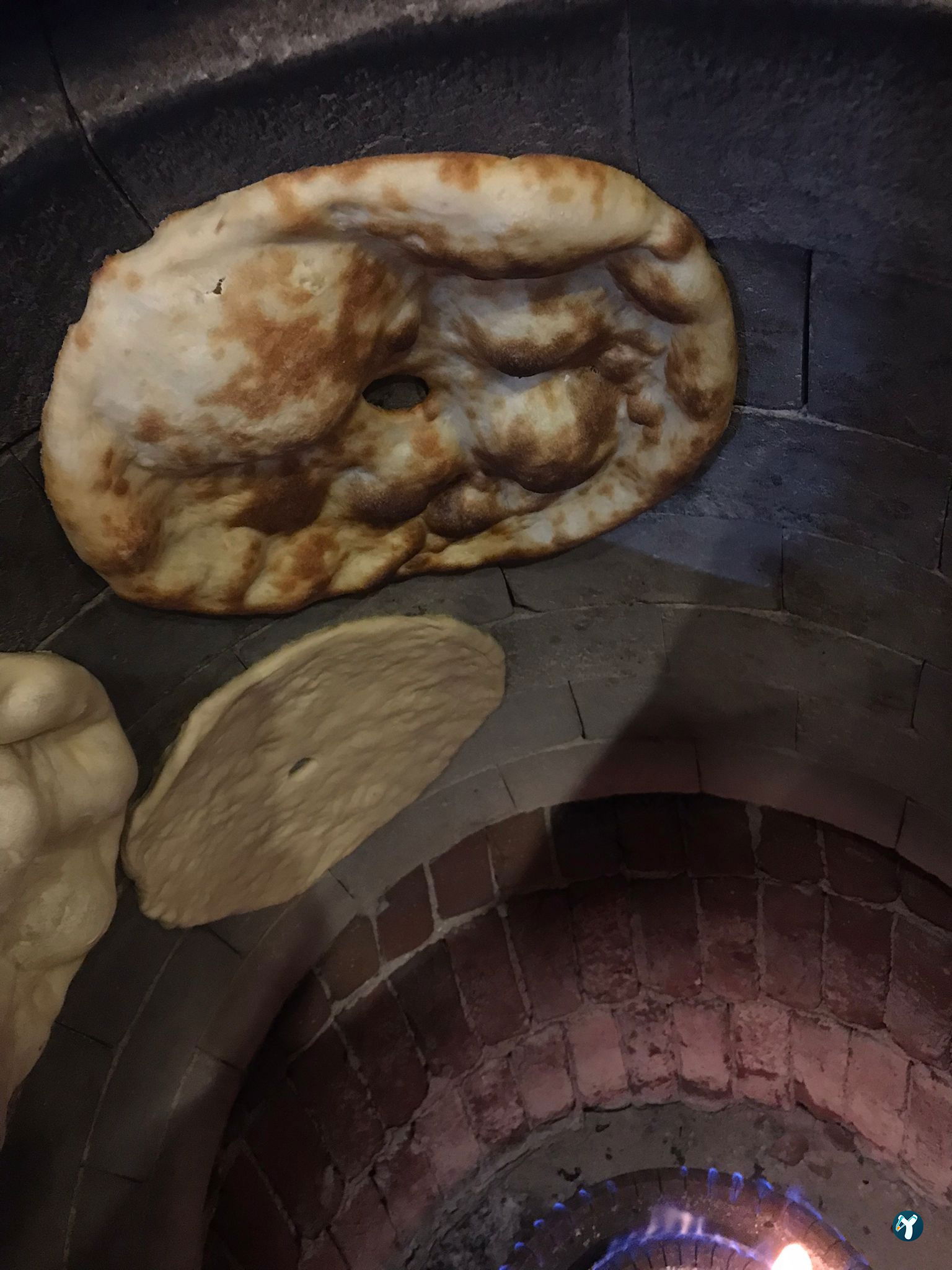 Yöresel Tandir Ekmeği