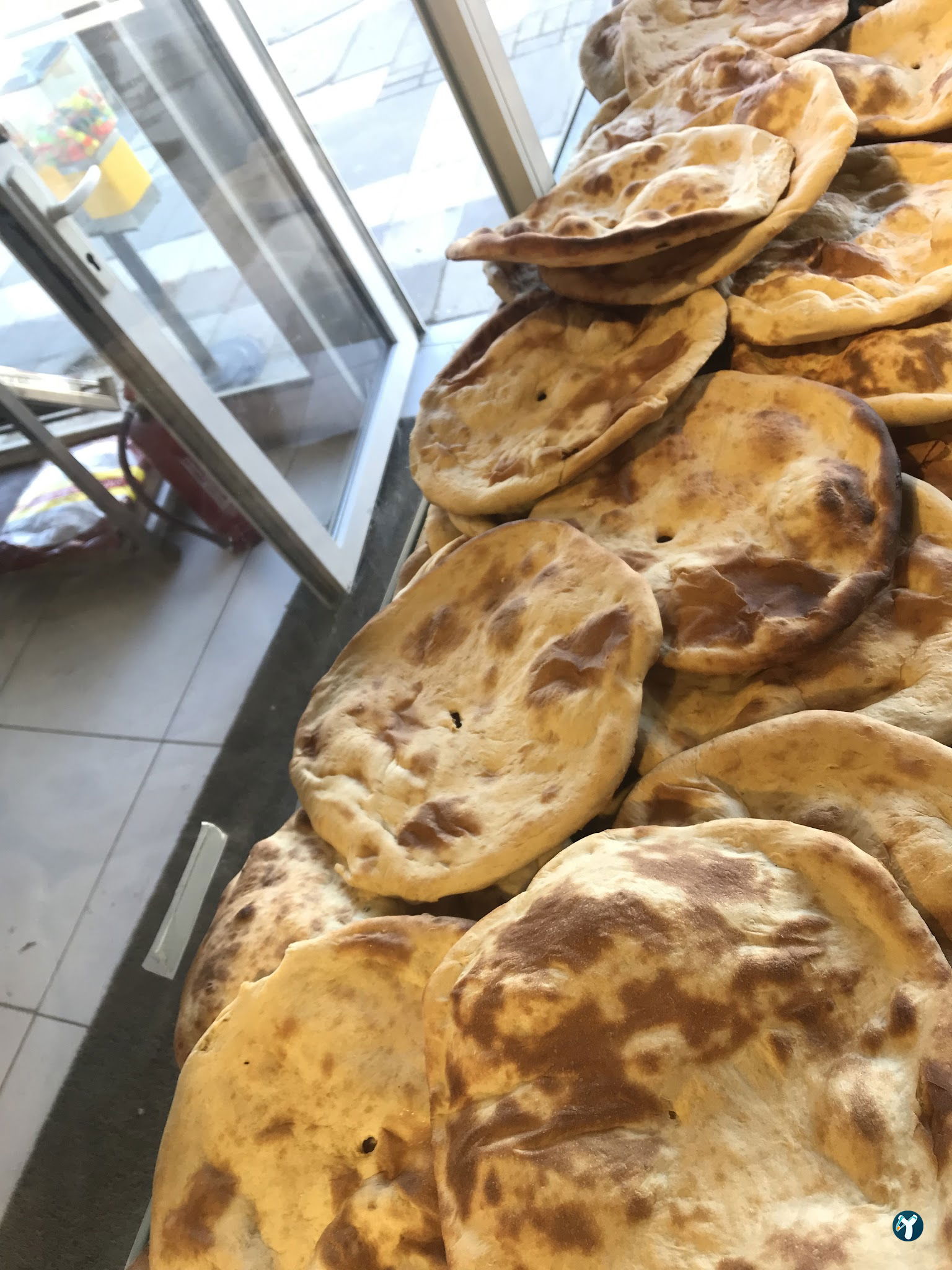 Yöresel Tandir Ekmeği