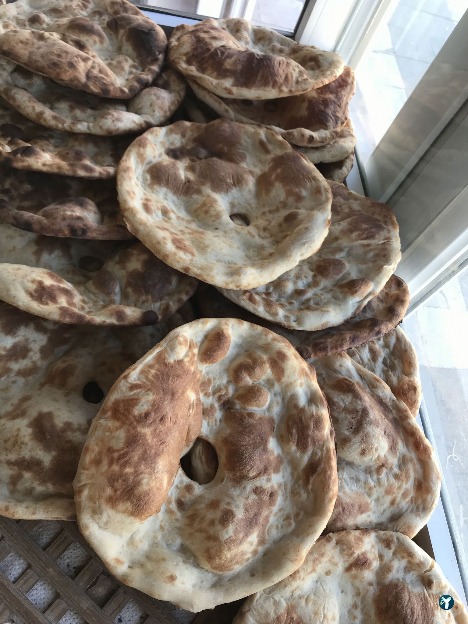 Yöresel Tandir Ekmeği