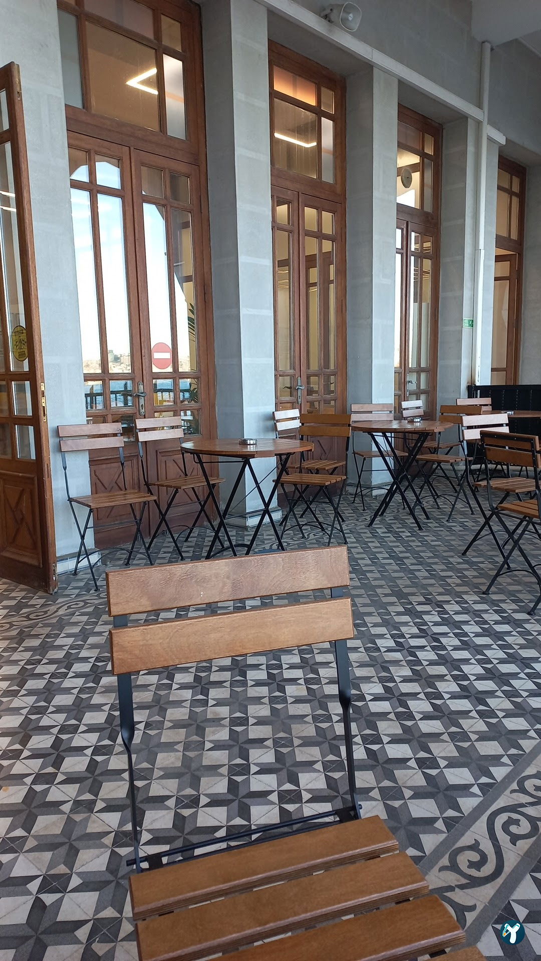 Vapur Kafe