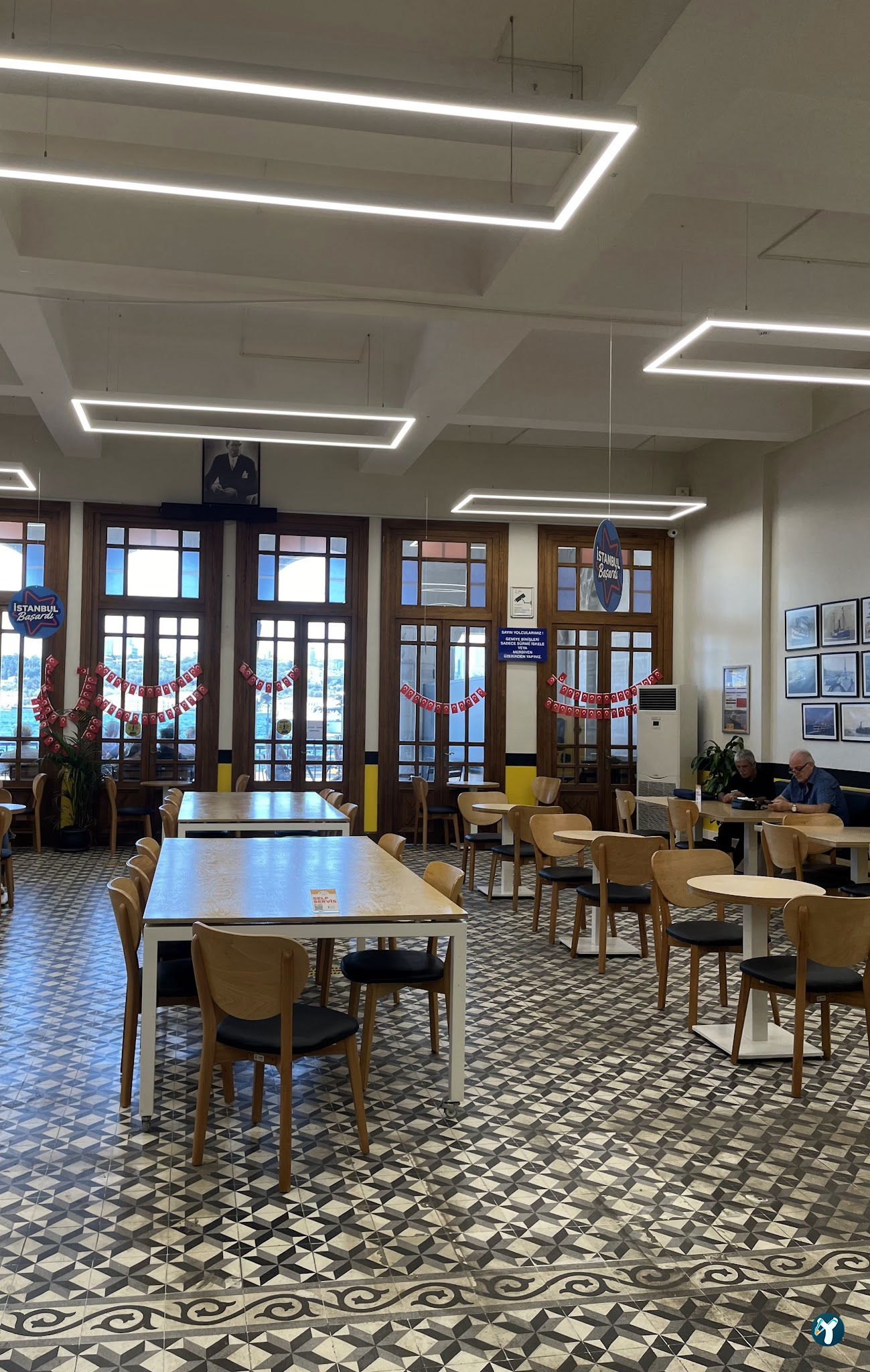 Vapur Kafe