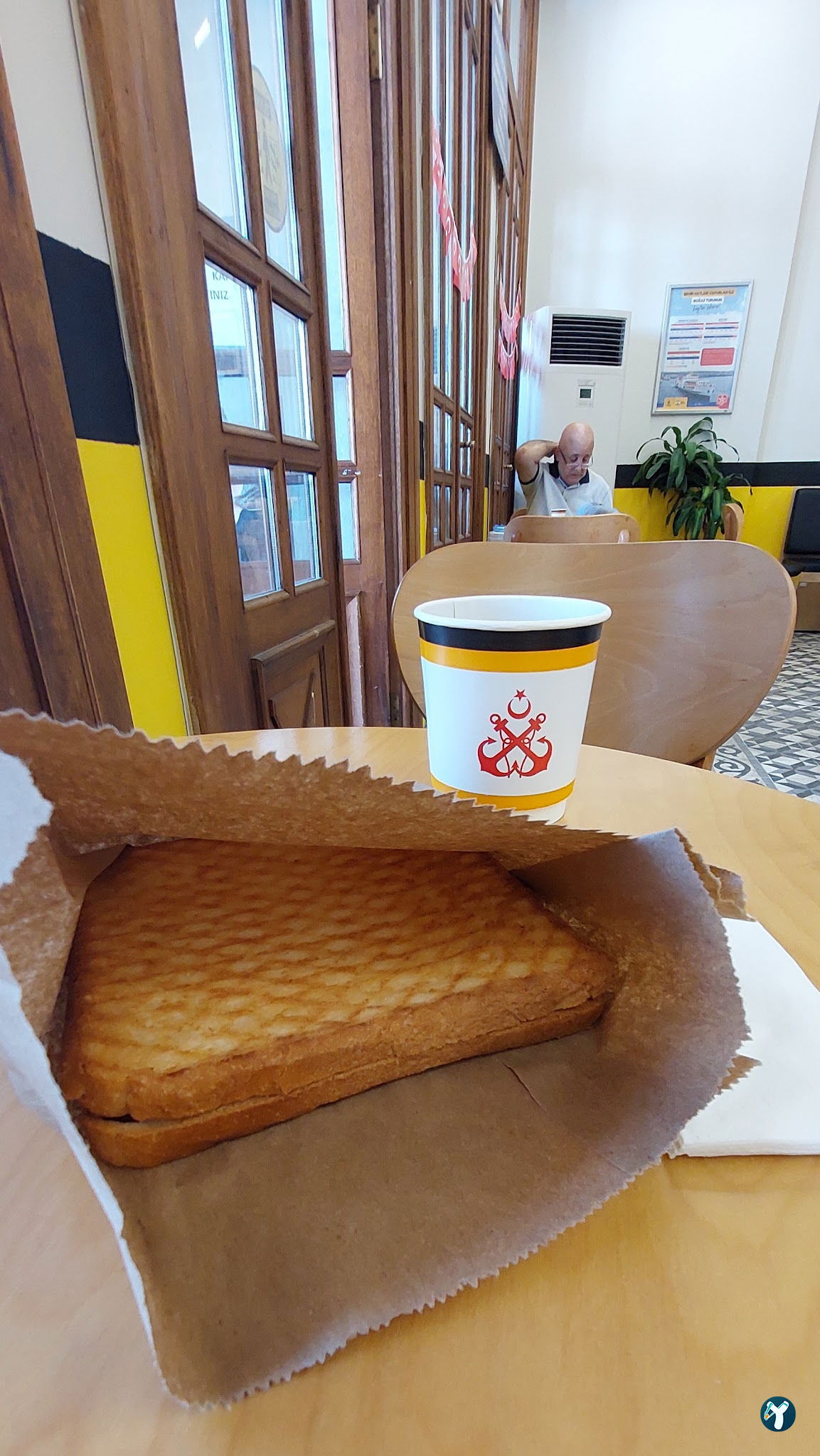 Vapur Kafe