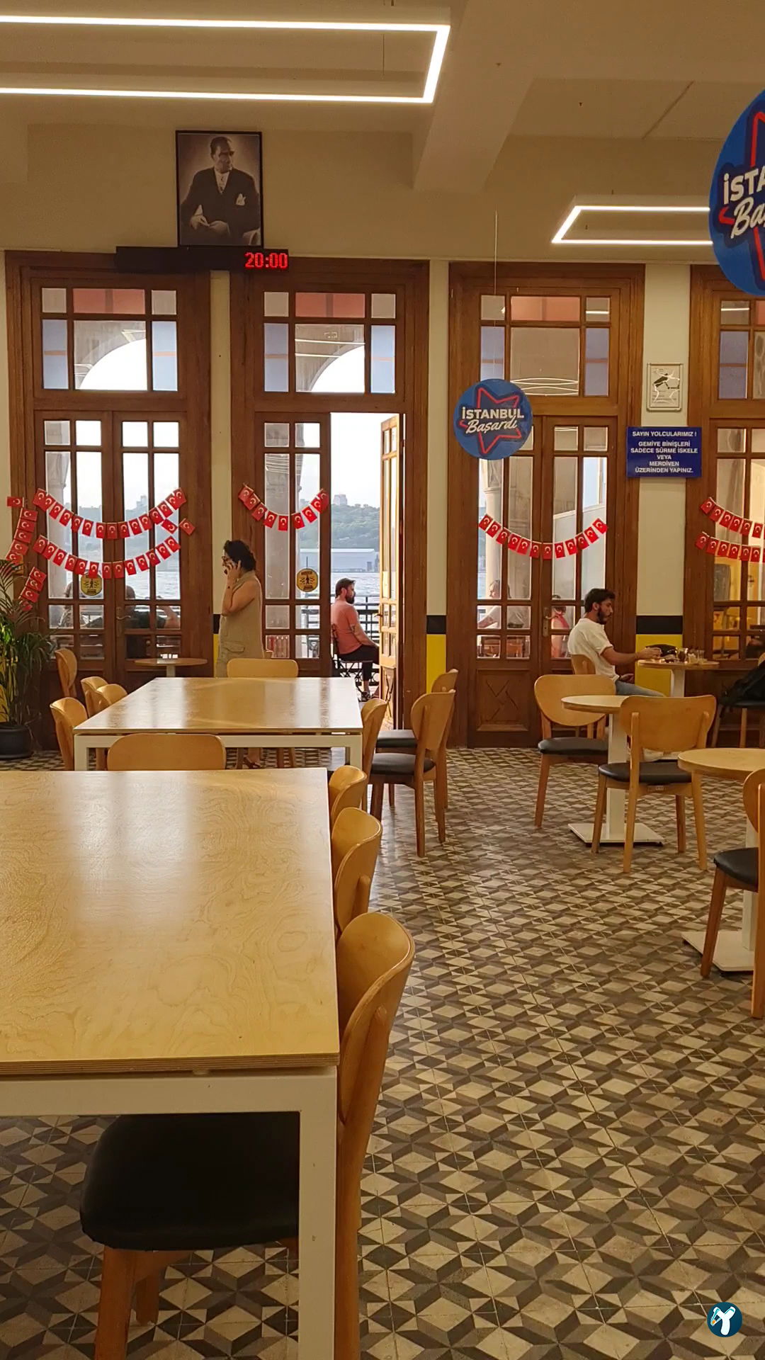 Vapur Kafe