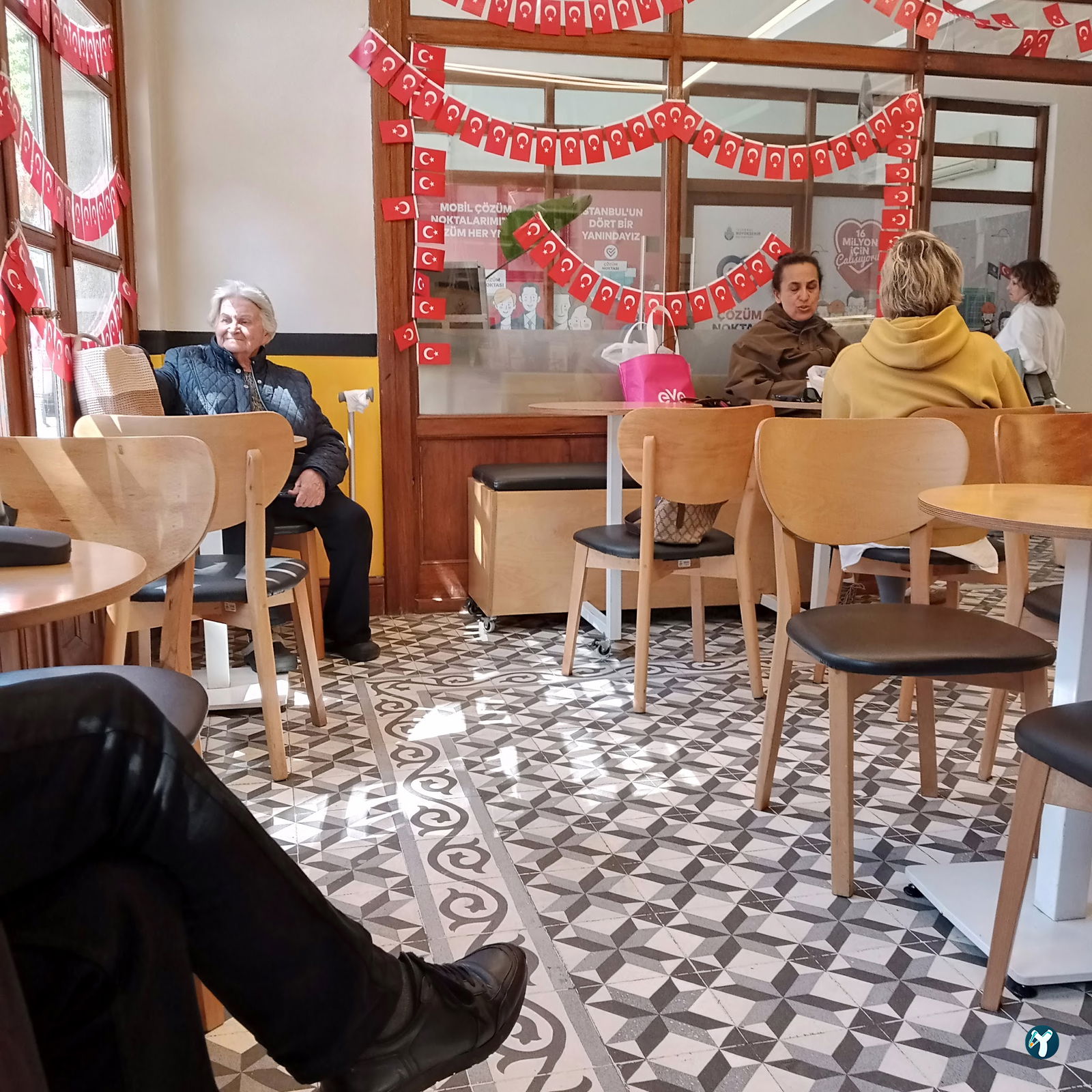 Vapur Kafe