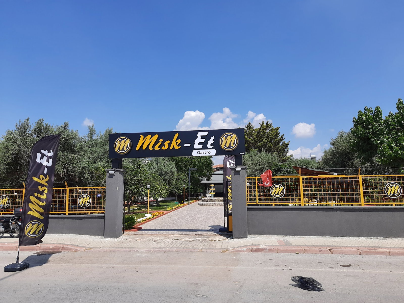Mi̇sket Restaurant