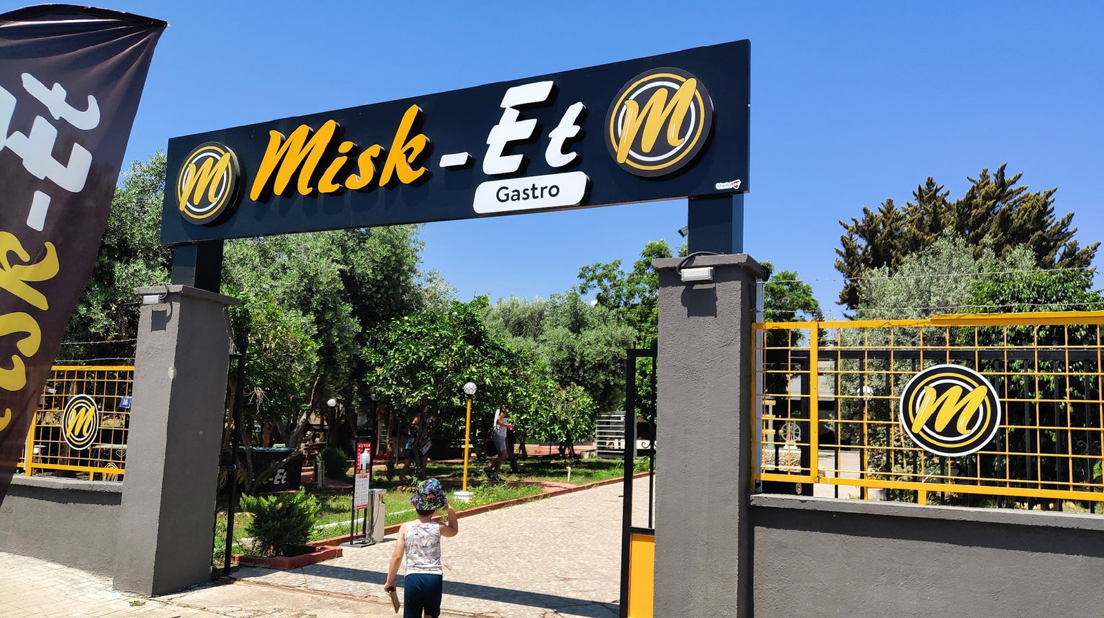 Mi̇sket Restaurant