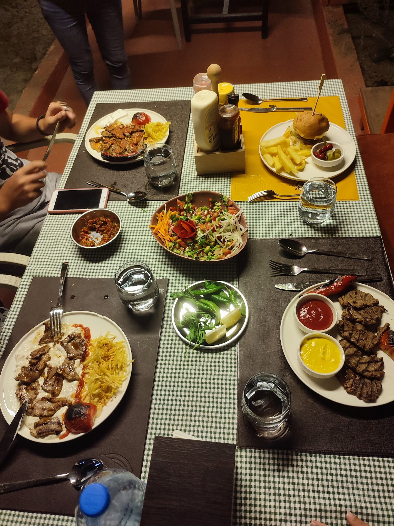 Mi̇sket Restaurant