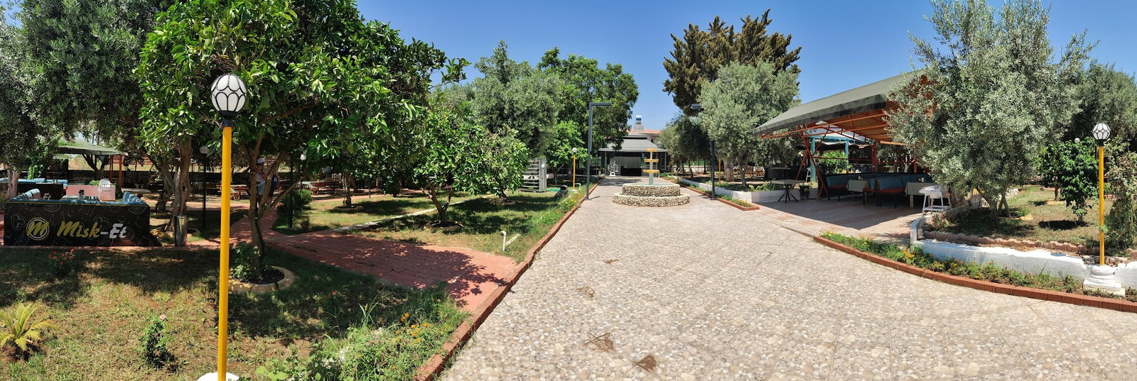 Mi̇sket Restaurant