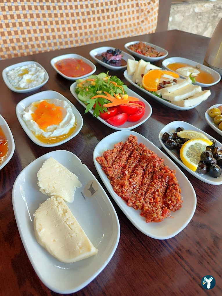 Yoruk Aile Evi