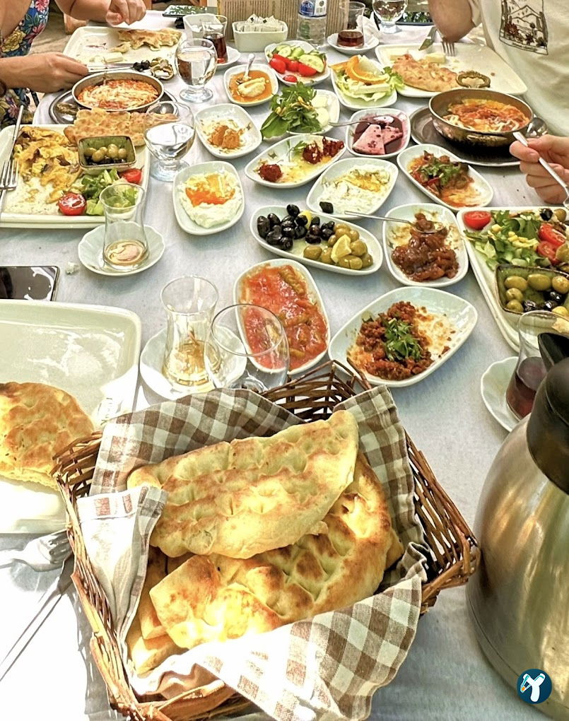 Yoruk Aile Evi