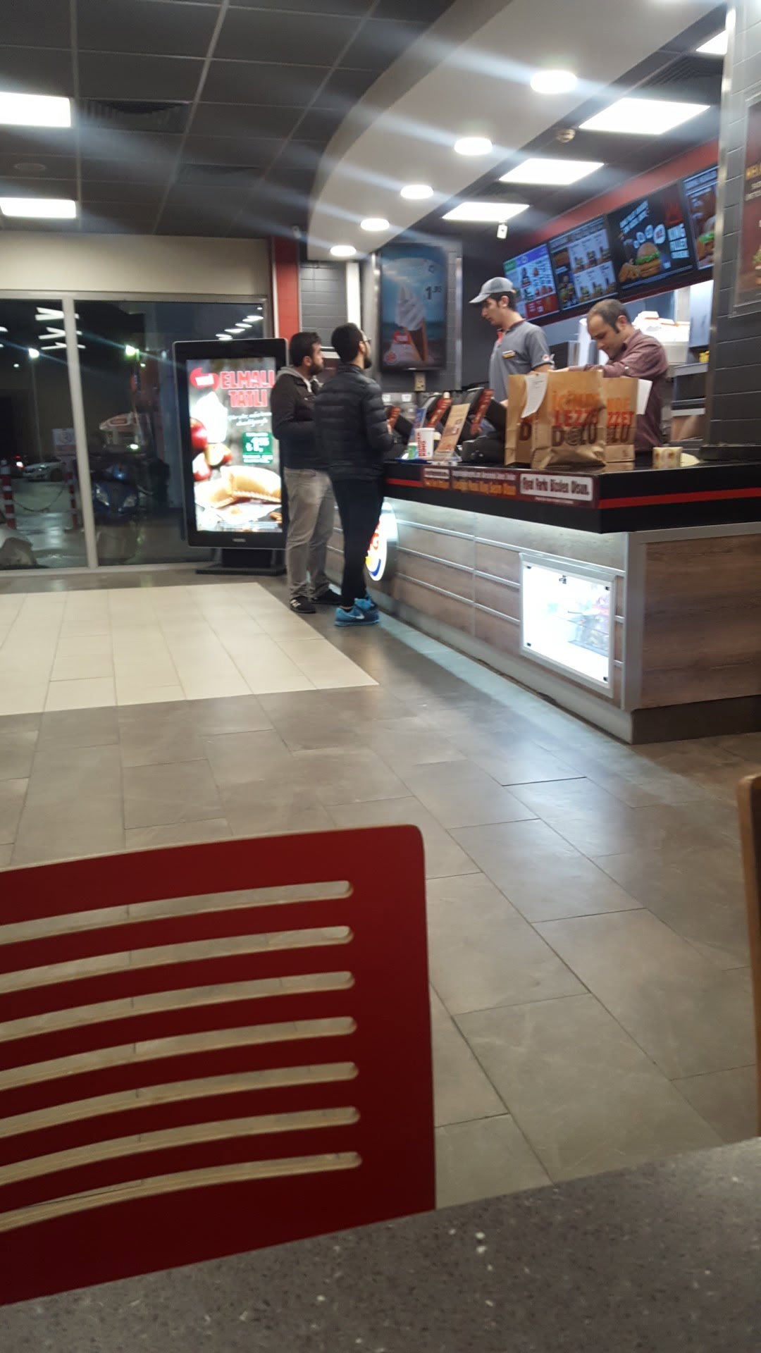 Burger King - Göktürk Şubesi
