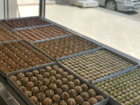 Cemiloğlu Baklava & Börek & Çiğköfte resimleri