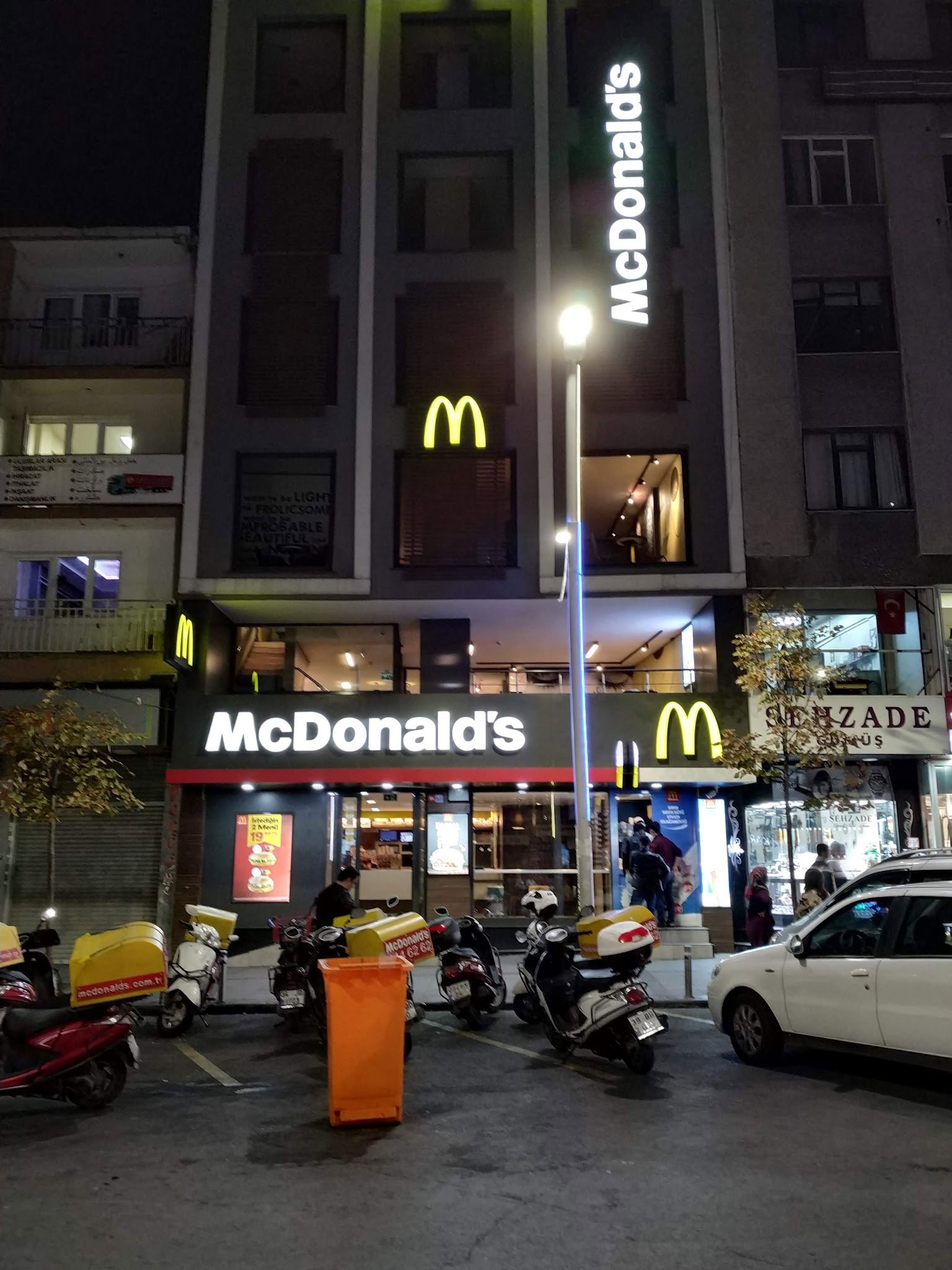 Mcdonald'S Zeytinburnu 58. Bulvar