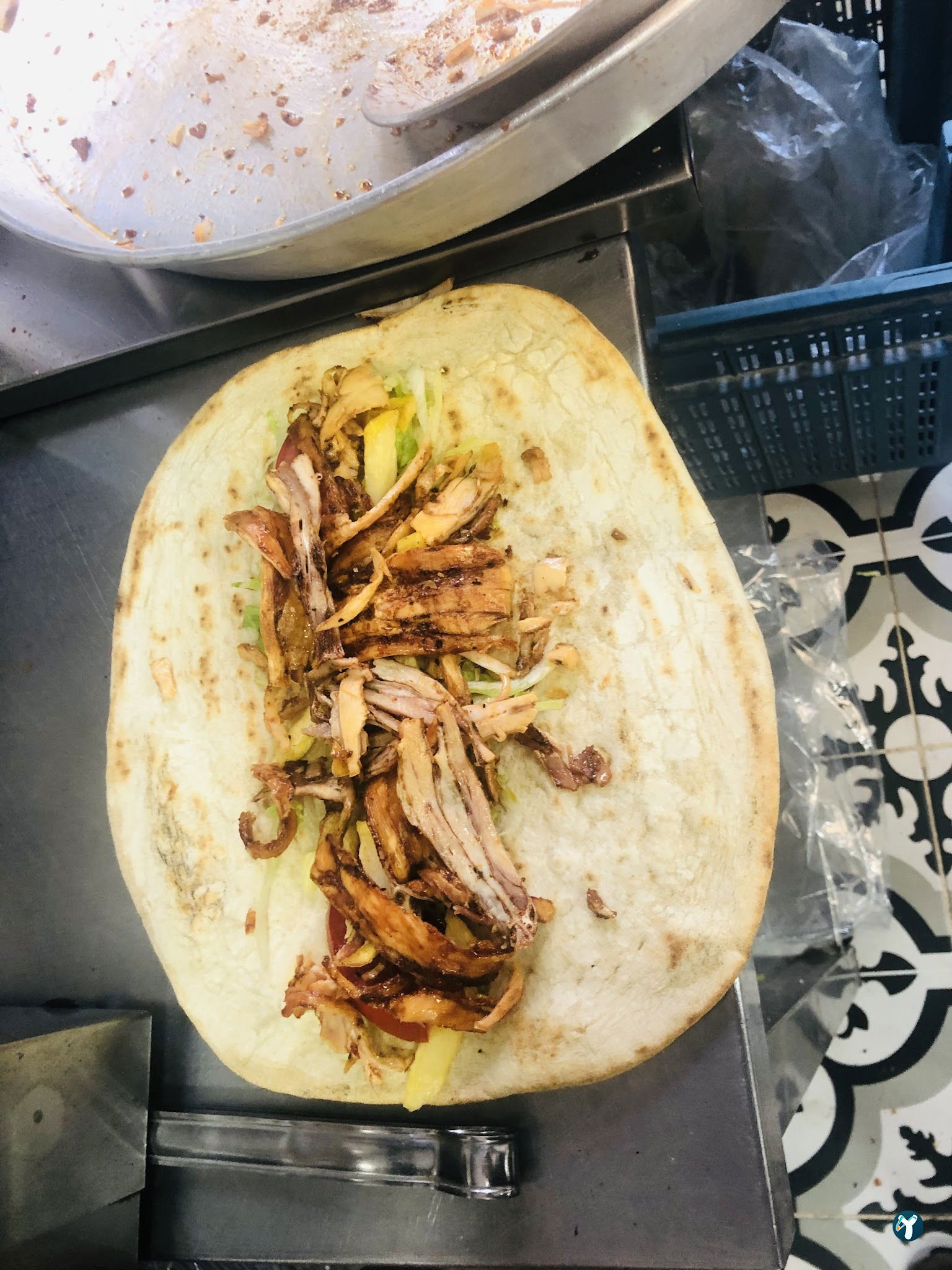 Hira Kebap Pide Lahmacun Ve Döner Salonu