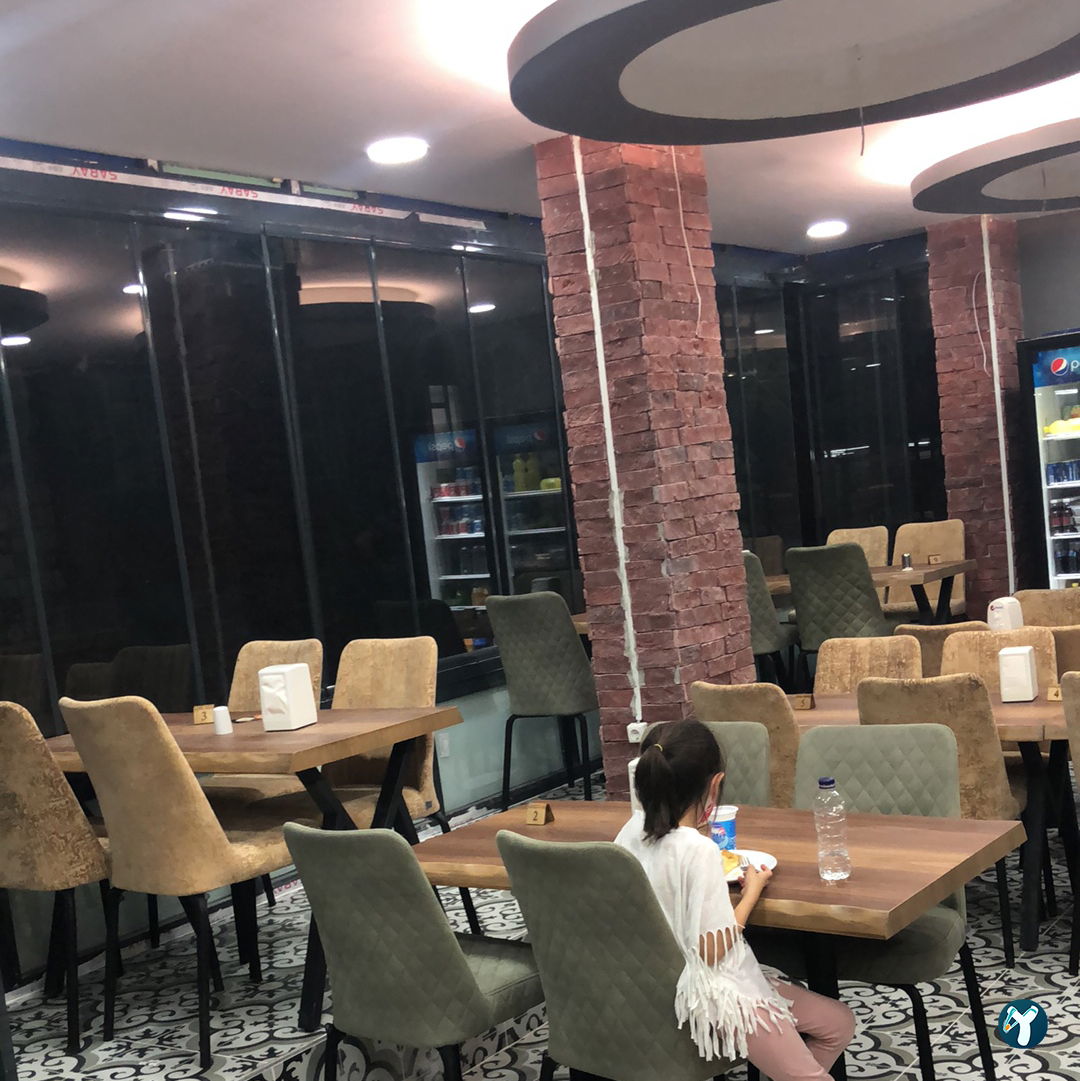 Hira Kebap Pide Lahmacun Ve Döner Salonu