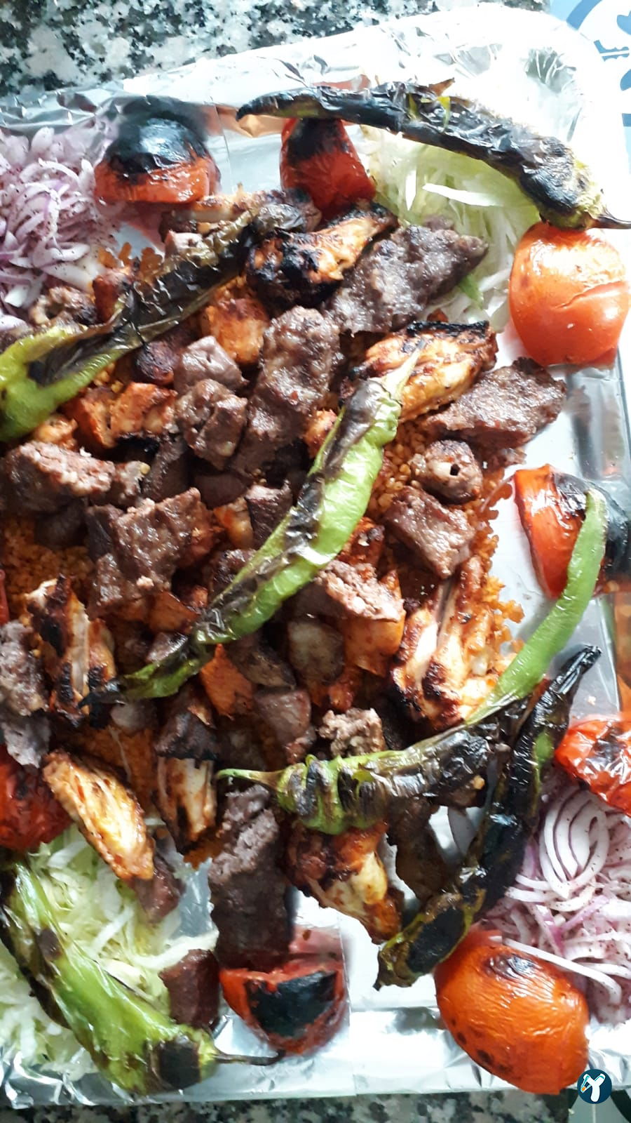 Hira Kebap Pide Lahmacun Ve Döner Salonu