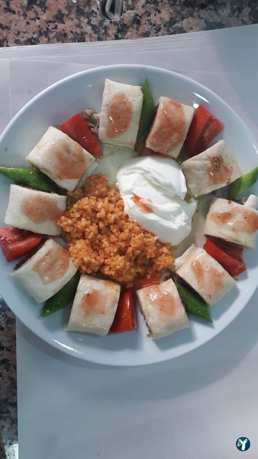 Hira Kebap Pide Lahmacun Ve Döner Salonu