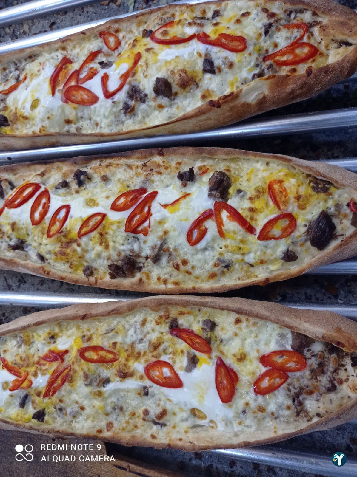 Hira Kebap Pide Lahmacun Ve Döner Salonu