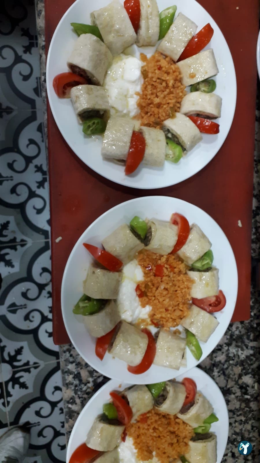 Hira Kebap Pide Lahmacun Ve Döner Salonu
