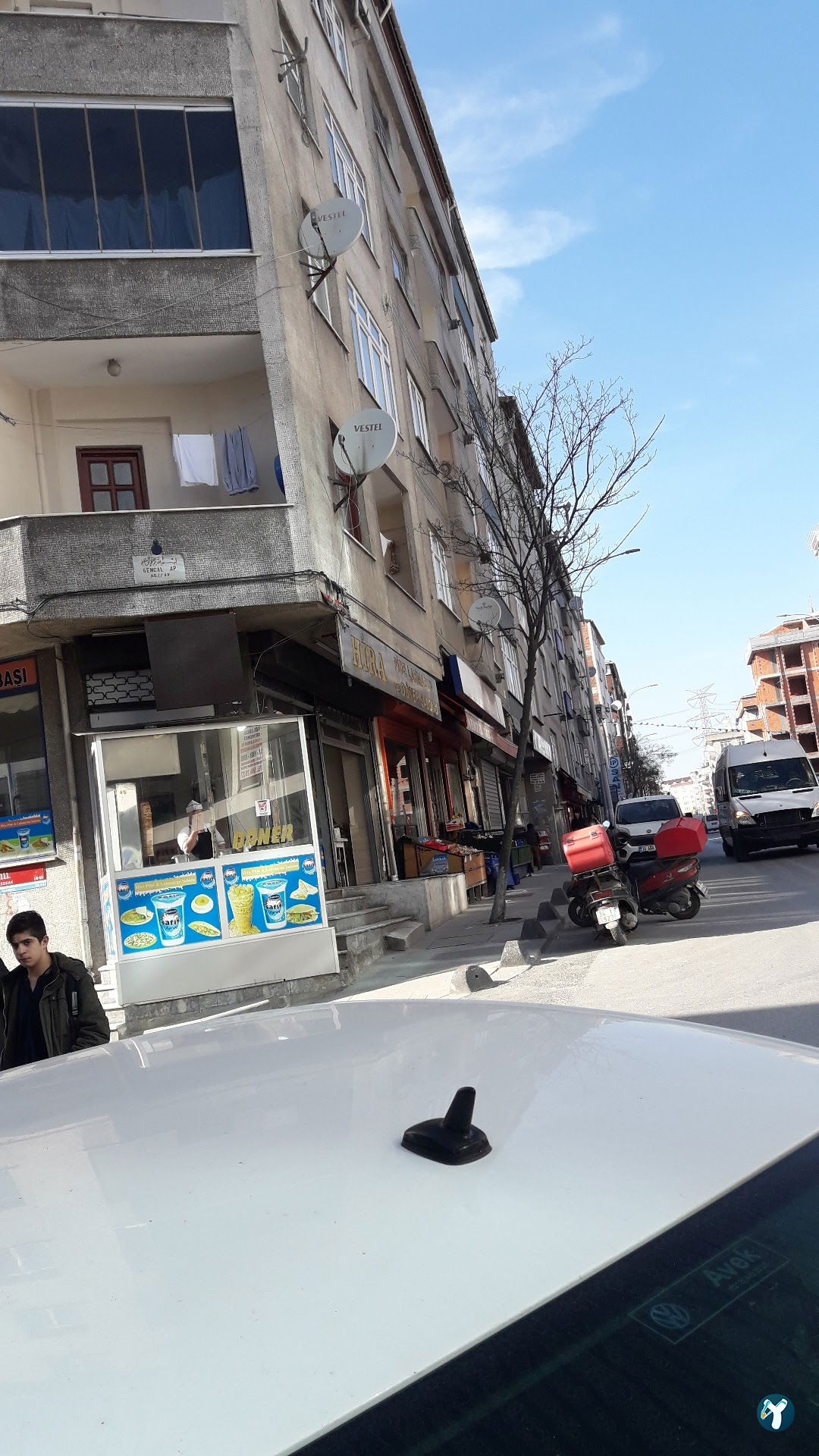 Hira Kebap Pide Lahmacun Ve Döner Salonu