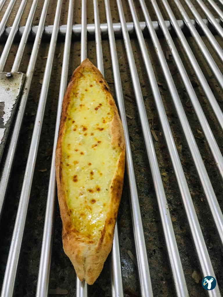 Hira Kebap Pide Lahmacun Ve Döner Salonu