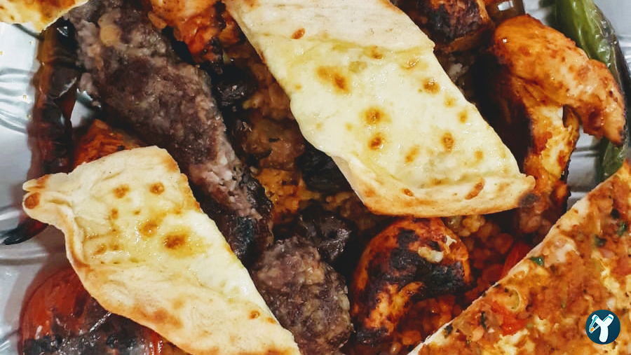 Hira Kebap Pide Lahmacun Ve Döner Salonu