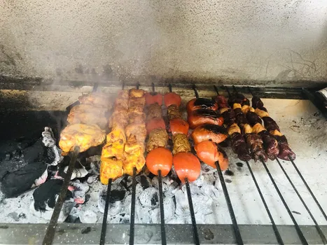 Hira Kebap Pide Lahmacun Ve Döner Salonu resimleri Hira Kebap Pide Lahmacun Ve Döner Salonu resimleri