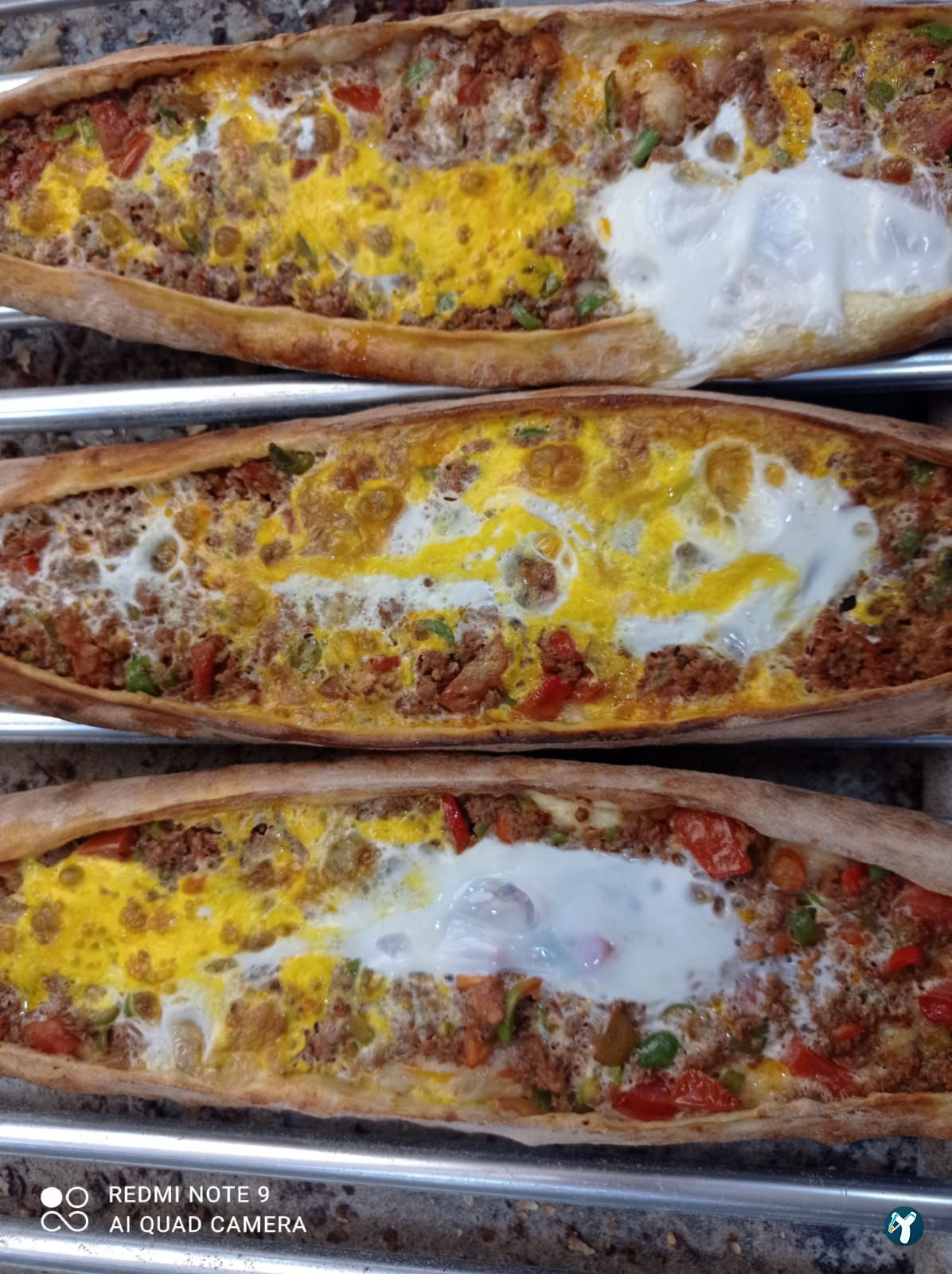 Hira Kebap Pide Lahmacun Ve Döner Salonu