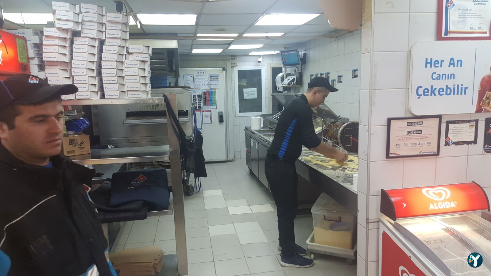 Domino'S Pizza Küçükçekmece Cennet